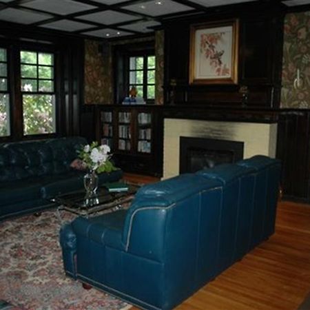 Wayne Bed & Breakfast Inn (Adults Only) Экстерьер фото