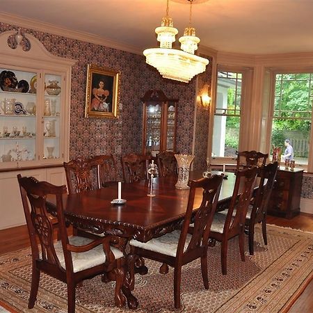 Wayne Bed & Breakfast Inn (Adults Only) Экстерьер фото